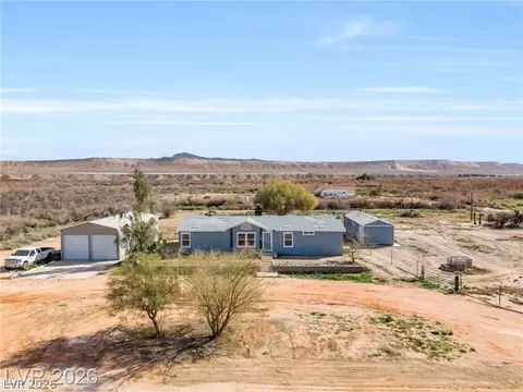 380 S Spur St, Overton, NV 89040
