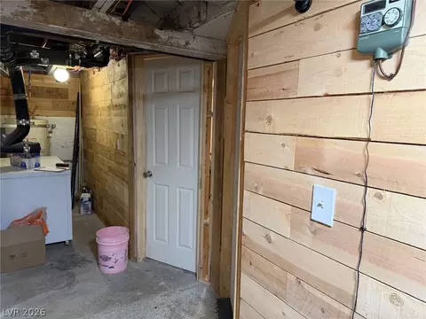 Entry Way - 949 Avenue H, Ely, NV 89301 photo 1 of 1