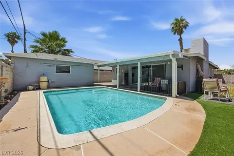 327 Arnold St, Las Vegas, NV 89106