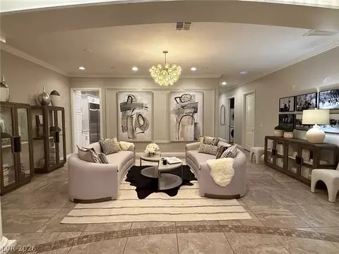 2960 American River Ln, Las Vegas, NV 89135