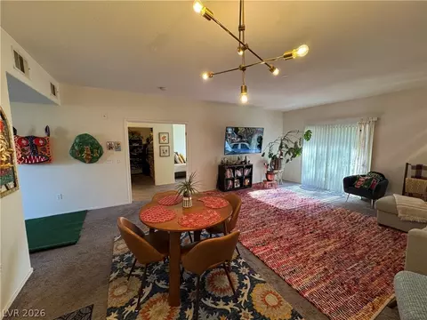 401 Amber Pine St #103, Las Vegas, NV 89144