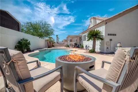 3176 Sterlingshire Dr, Las Vegas, NV 89146