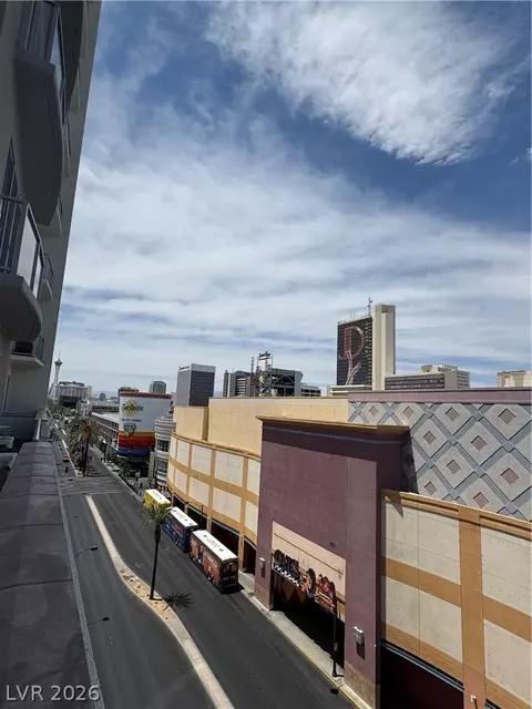 150 Las Vegas Blvd #2213, Las Vegas, NV 89101