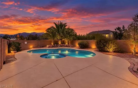 8088 Winchester Bluff St, Las Vegas, NV 89131