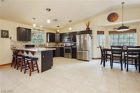 5525 N Tee Pee Ln, Las Vegas, NV 89149