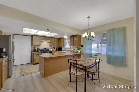 5999 Natures Dr, Las Vegas, NV 89122
