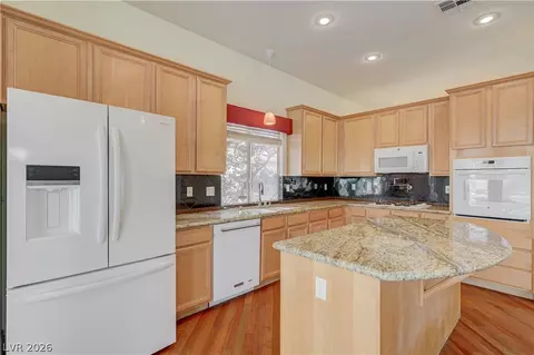 33 Staghorn St, Henderson, NV 89012