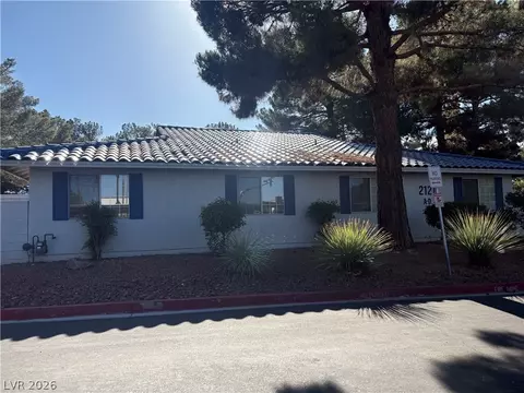 2121 Twickenham Pl #B, Las Vegas, NV 89108