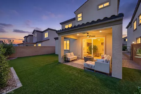 10662 Carnes Ave, Las Vegas, NV 89166