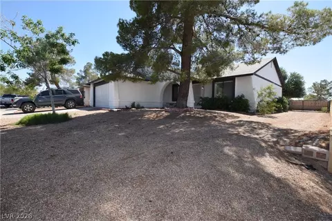 174 Emden Dr, Henderson, NV 89015