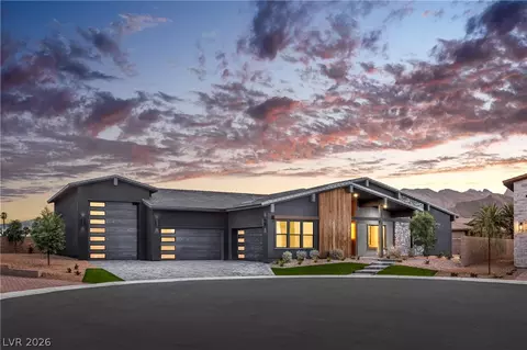 8585 Stange Ave, Las Vegas, NV 89129