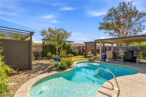860 Coral Cottage Dr, Henderson, NV 89002