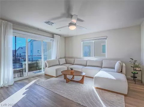 6843 Truffle Gray St, Las Vegas, NV 89148