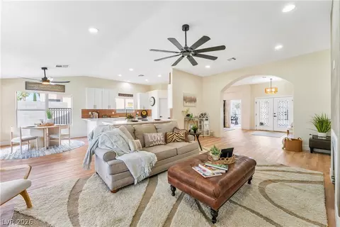 6209 Peggotty Ave, Las Vegas, NV 89130