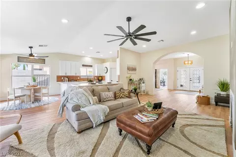 6209 Peggotty Ave, Las Vegas, NV 89130