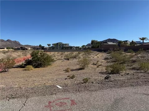 463 Mission Dr, Henderson, NV 89002