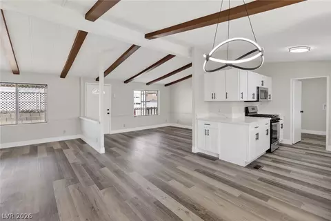 3076 Gavilan Ln, Las Vegas, NV 89122