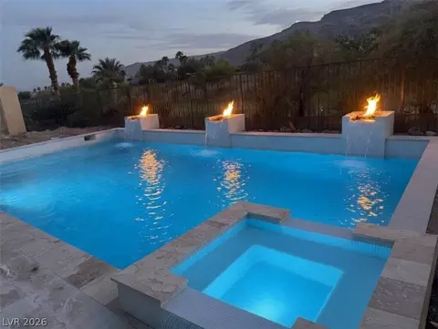 2707 Turtle Head Peak Dr, Las Vegas, NV 89135