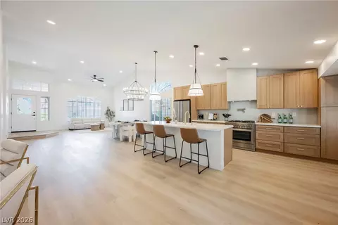 2037 Pinion Springs Dr, Henderson, NV 89074