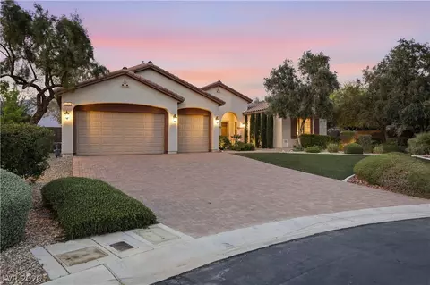 8484 Illusionary Magic Cir, Las Vegas, NV 89131