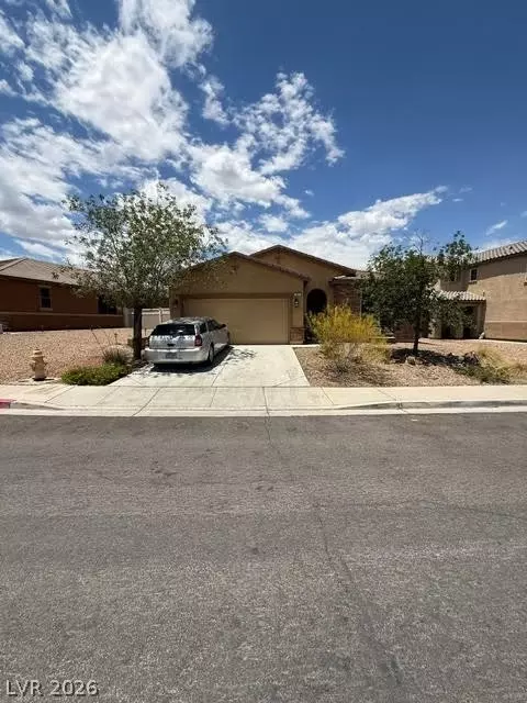 921 Aspen Cliff Dr, Henderson, NV 89011