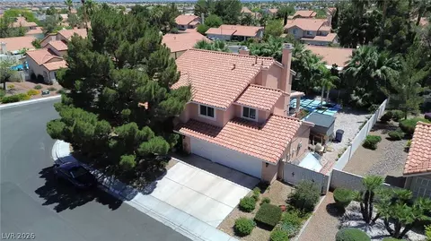 911 Nawkee Dr, North Las Vegas, NV 89031