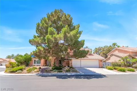 911 Nawkee Dr, North Las Vegas, NV 89031