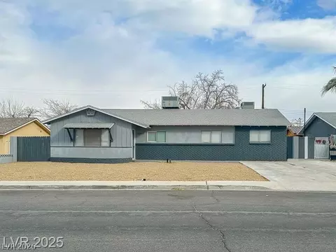 3210 Bluebird St, Las Vegas, NV 89121