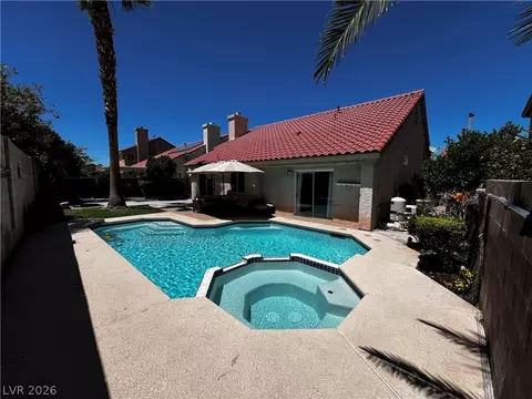 8805 W Cypresswood Ave, Las Vegas, NV 89134