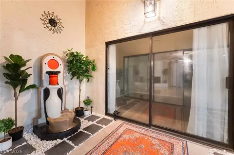 4214 Whippoorwill Cir, Las Vegas, NV 89121