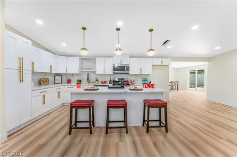 3504 Chevy Chase Ave, Las Vegas, NV 89110