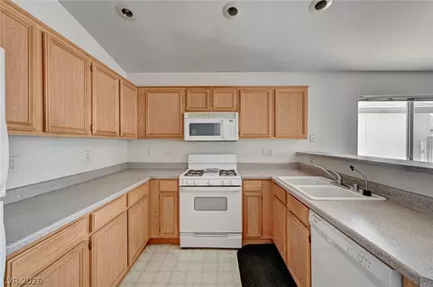 1691 Cozy Corner St, Las Vegas, NV 89156