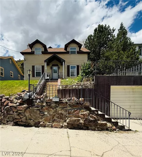 925 Pine St, Ely, NV 89301