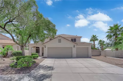 825 Gleamstar Ave, Las Vegas, NV 89123