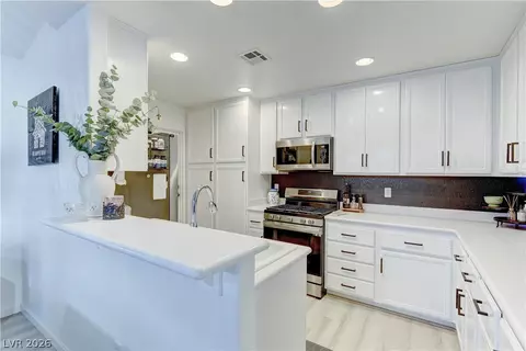 5400 Tassara Way #106, Las Vegas, NV 89108