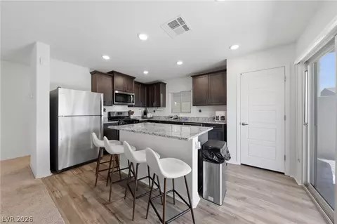 2241 Langmore St, Las Vegas, NV 89115