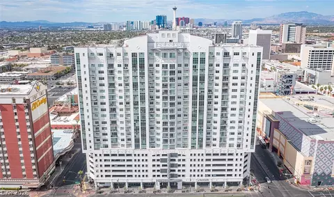 150 Las Vegas Blvd #1813, Las Vegas, NV 89101