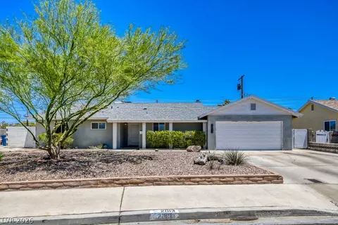 2013 El Greco St, Las Vegas, NV 89102