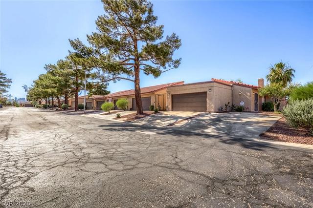 1882 Camino Verde Ln, Las Vegas, NV 89119