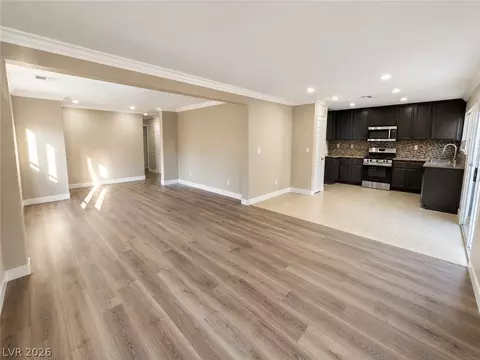 6737 Boston Tea St, Las Vegas, NV 89149