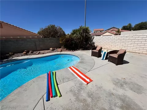 8717 Majestic Pine Ave, Las Vegas, NV 89143