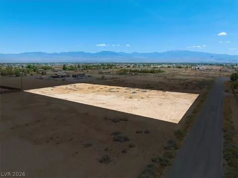 4610 Laurence Rd, Pahrump, NV 89048