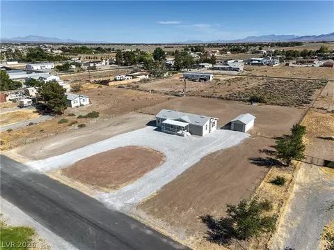 2601 W Retread Rd, Pahrump, NV 89048