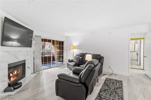 2200 S Fort Apache Rd #2156, Las Vegas, NV 89117