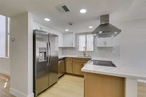 1219 Mews Ln, Las Vegas, NV 89101
