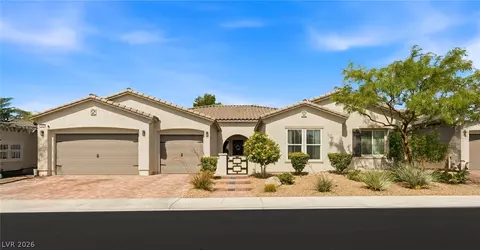 7461 Tucker William St, Las Vegas, NV 89149