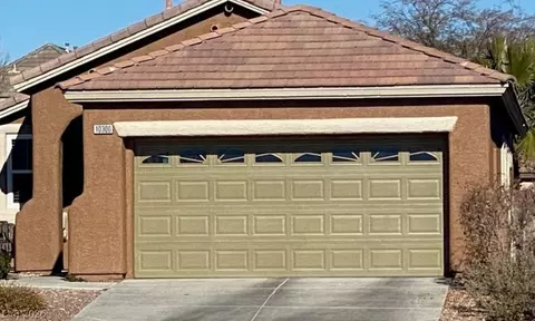 10300 Wood Work Ln, Las Vegas, NV 89135