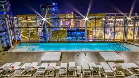 3722 Las Vegas Blvd #809, Las Vegas, NV 89158