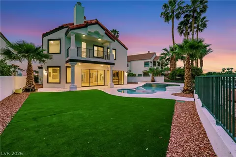 2589 Sun Reef Rd, Las Vegas, NV 89128