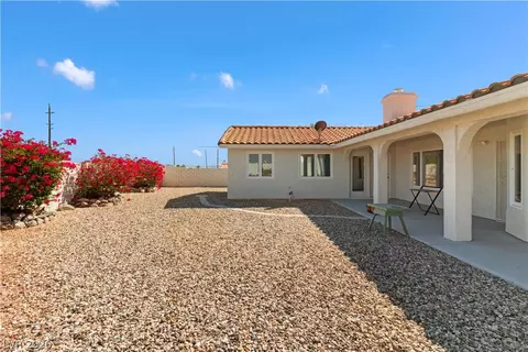 Exterior - 2055 Cholla Way, Laughlin, NV 89029 photo 10 of 27
